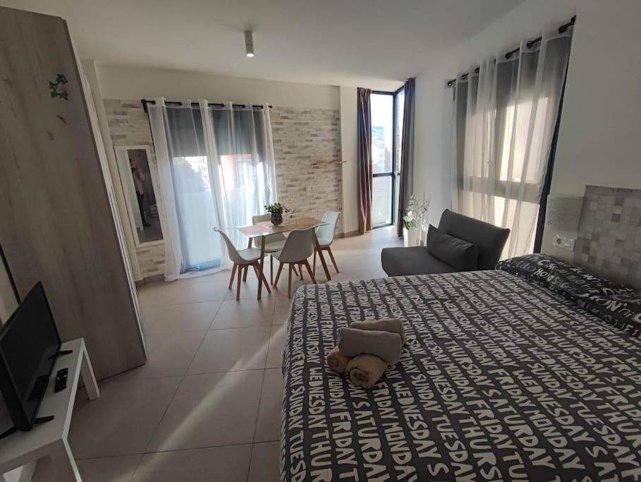 Nuevo Estudio Con Parking Gratis Malaga Exterior photo